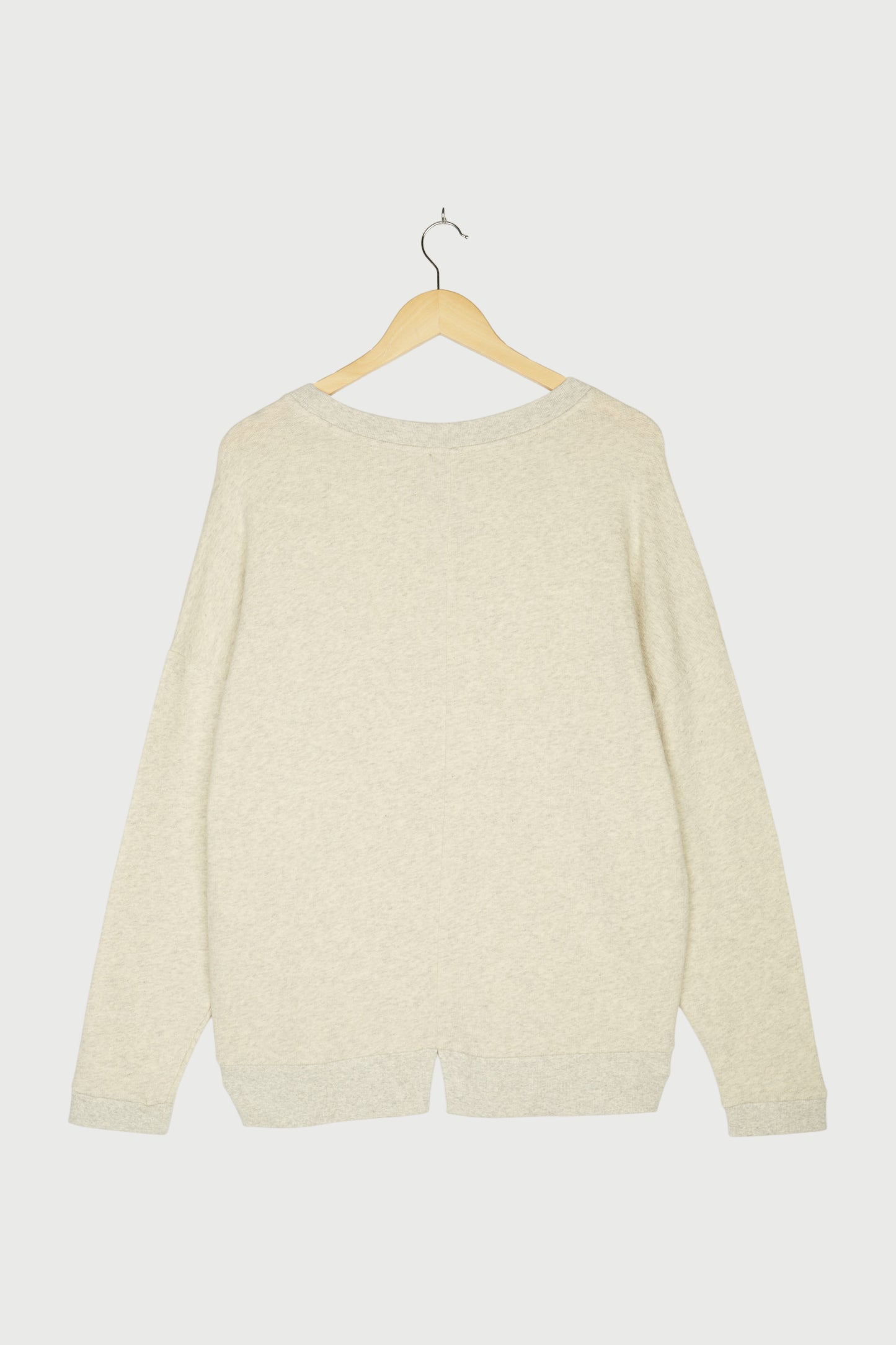 ROUND NECK SWEATER
