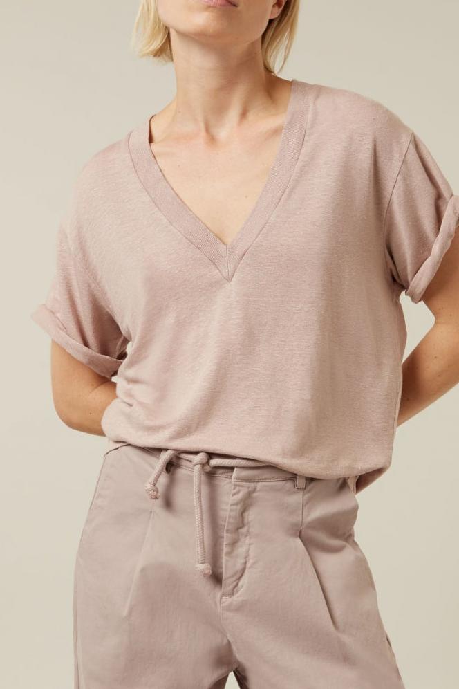 V-NECK TEE LINEN