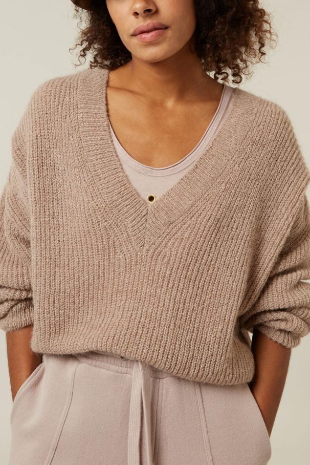 BIG SHOULDER SWEATER