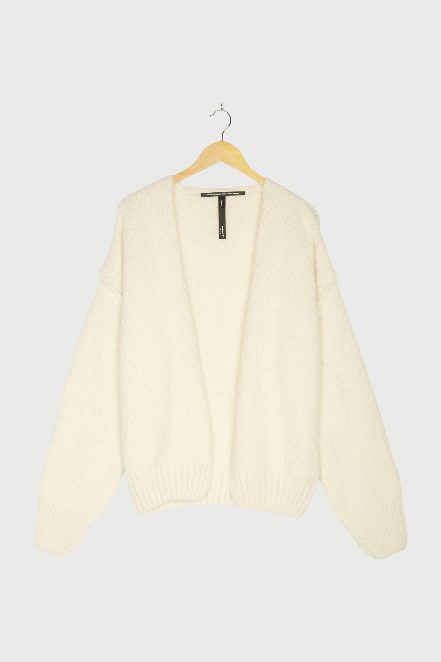 SHORT CARDIGAN
