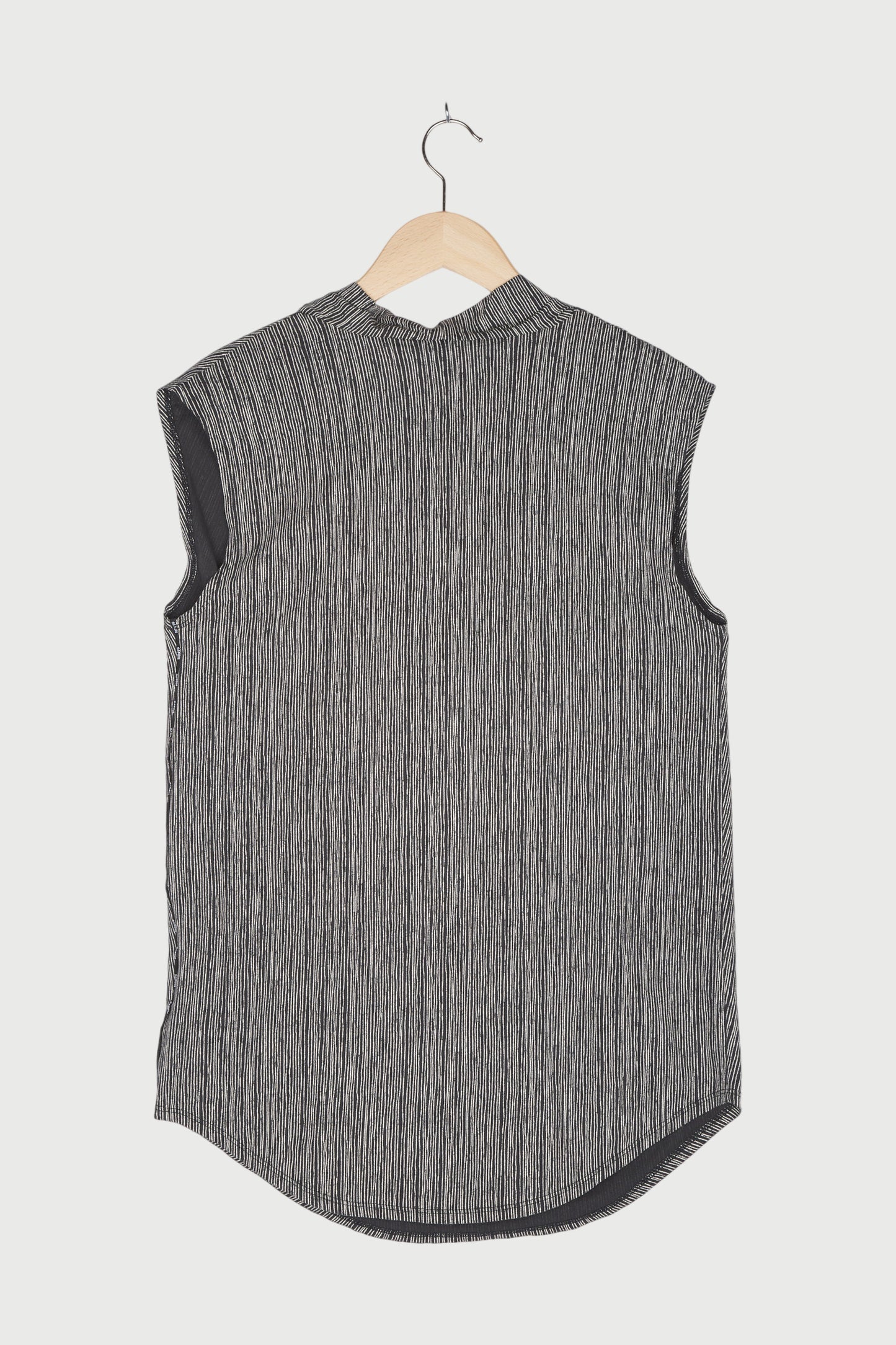 WATERFALL TOP THIN STRIPE