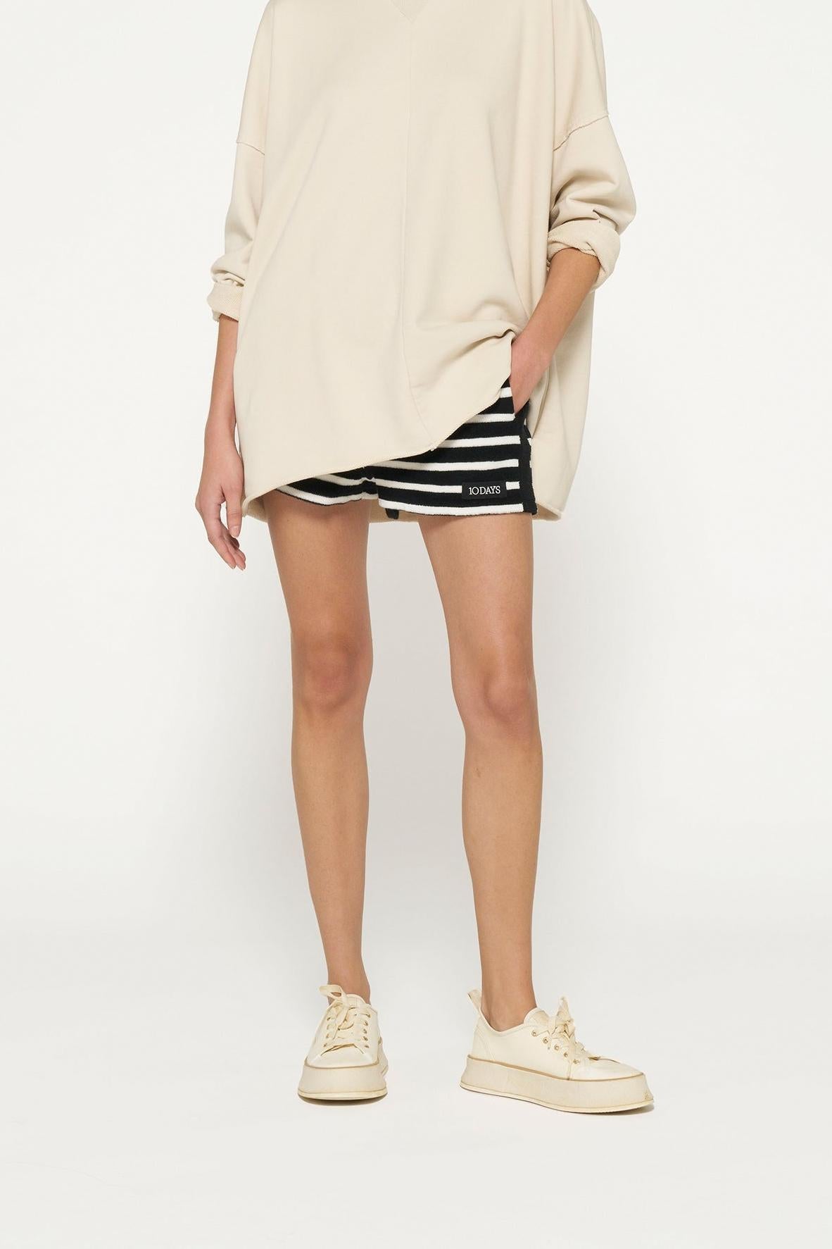 LA FLEECE SWEATER