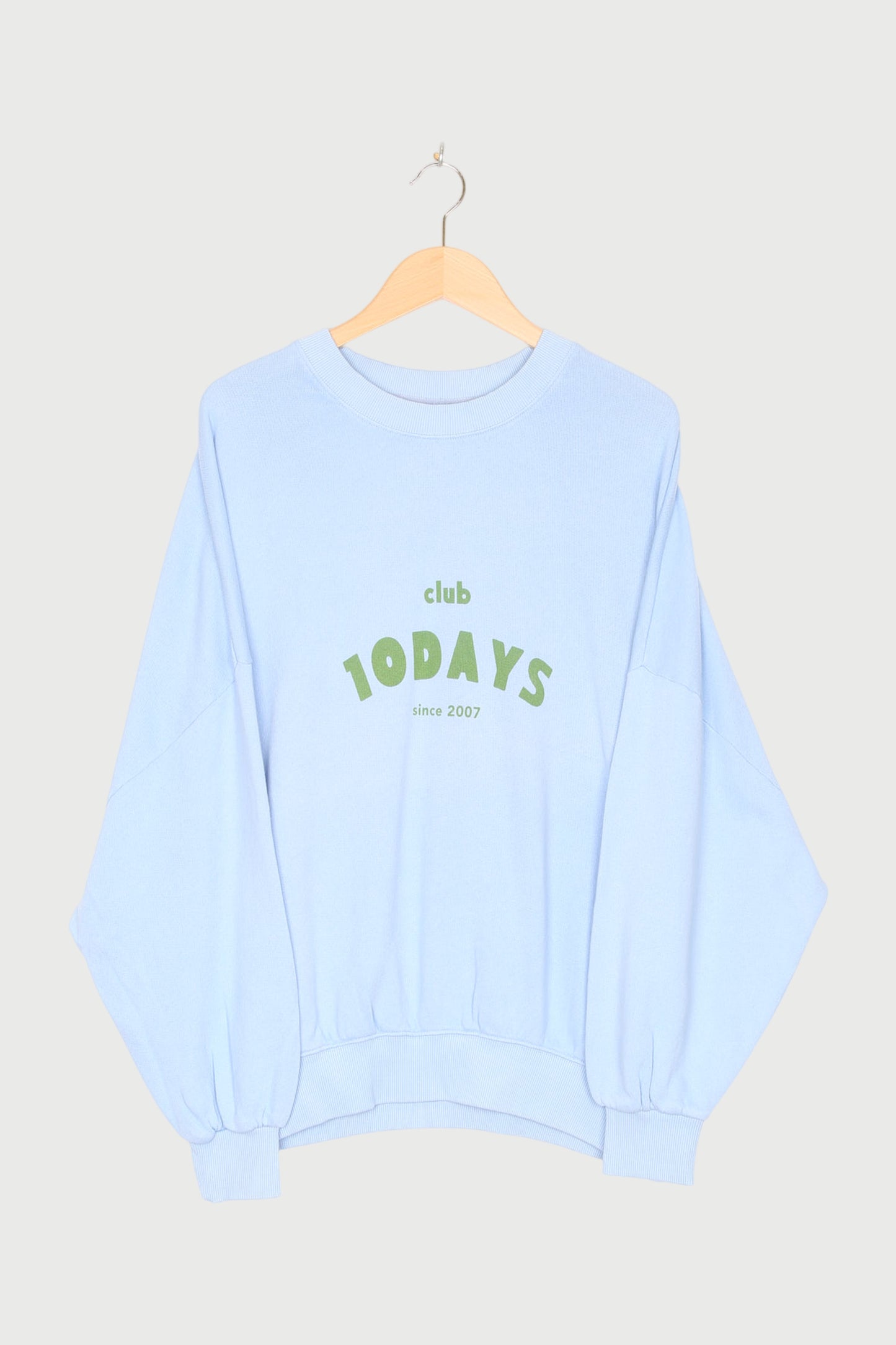 SEASONAL SWEATER