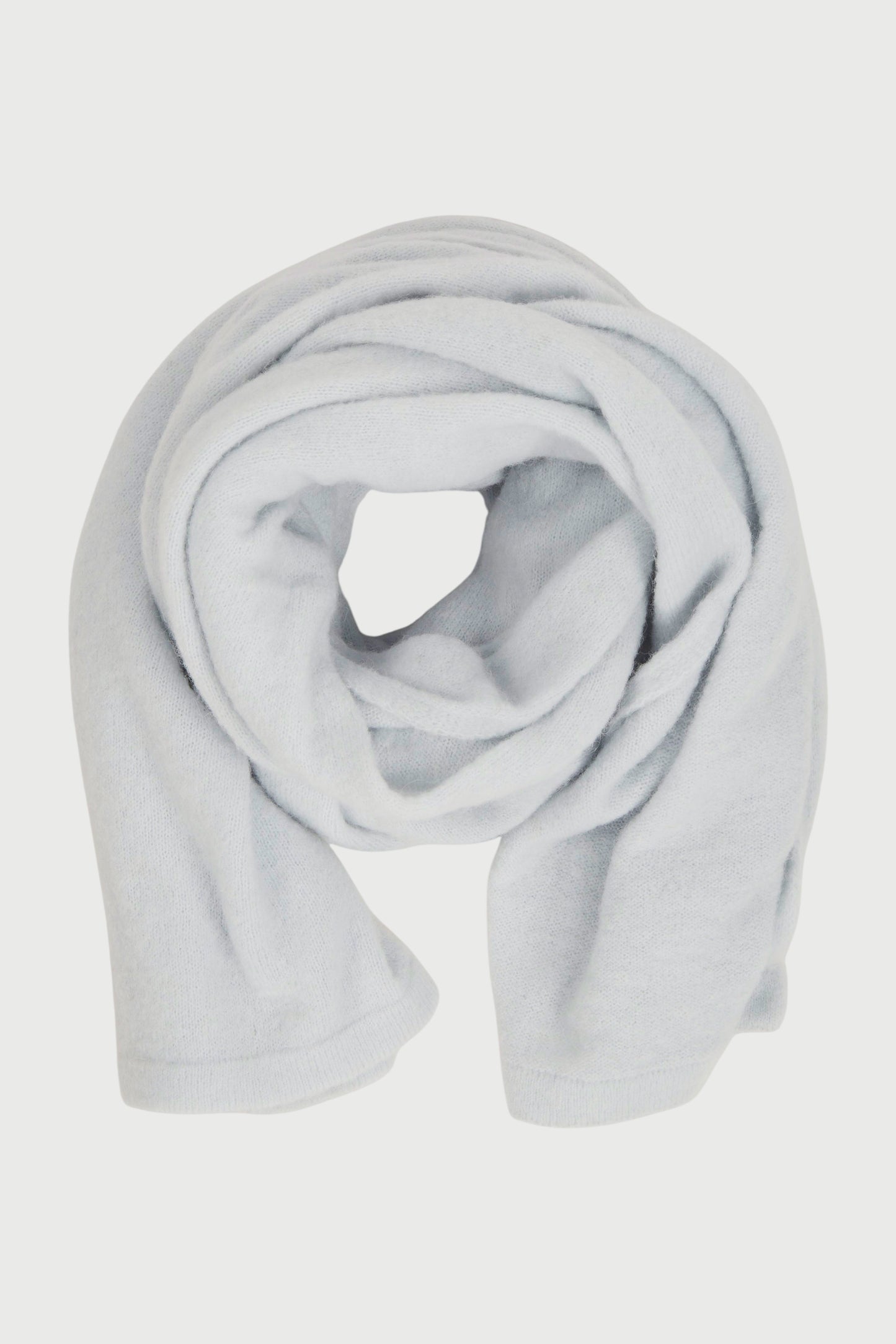 SOFT KNIT SCARF