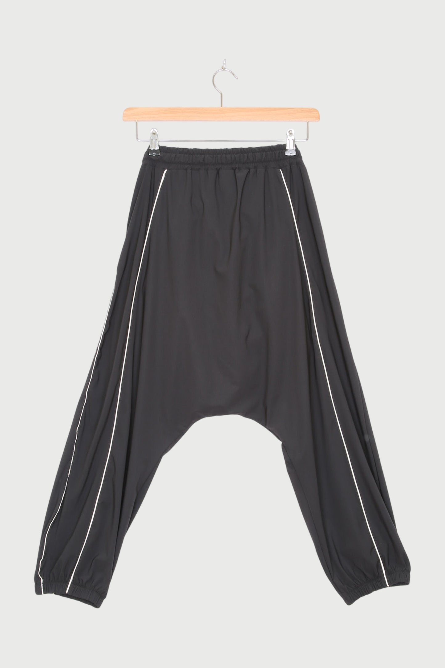 DROPPED PANTS