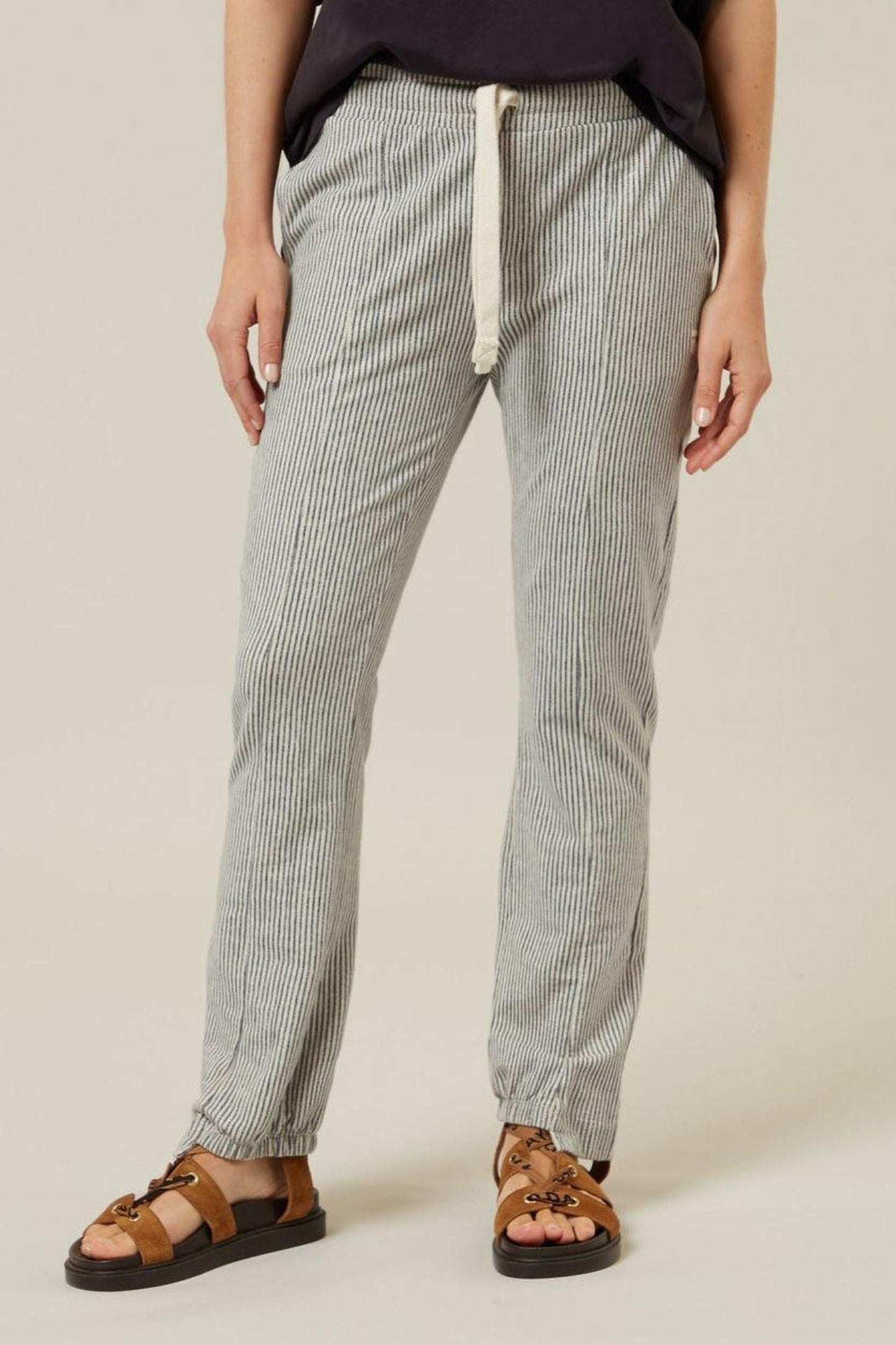 STRAIGHT JOGGER DENIM STRIPE