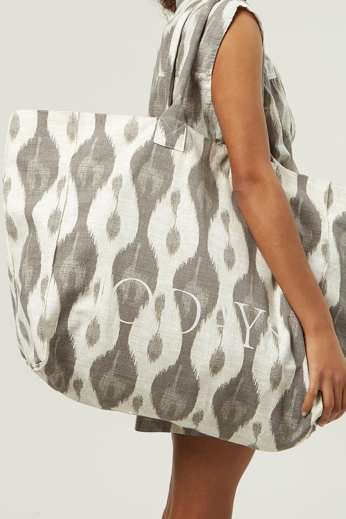 CANVAS SHOPPER IKAT