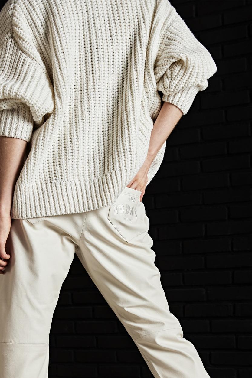 SHORT KNITTED CARDIGAN