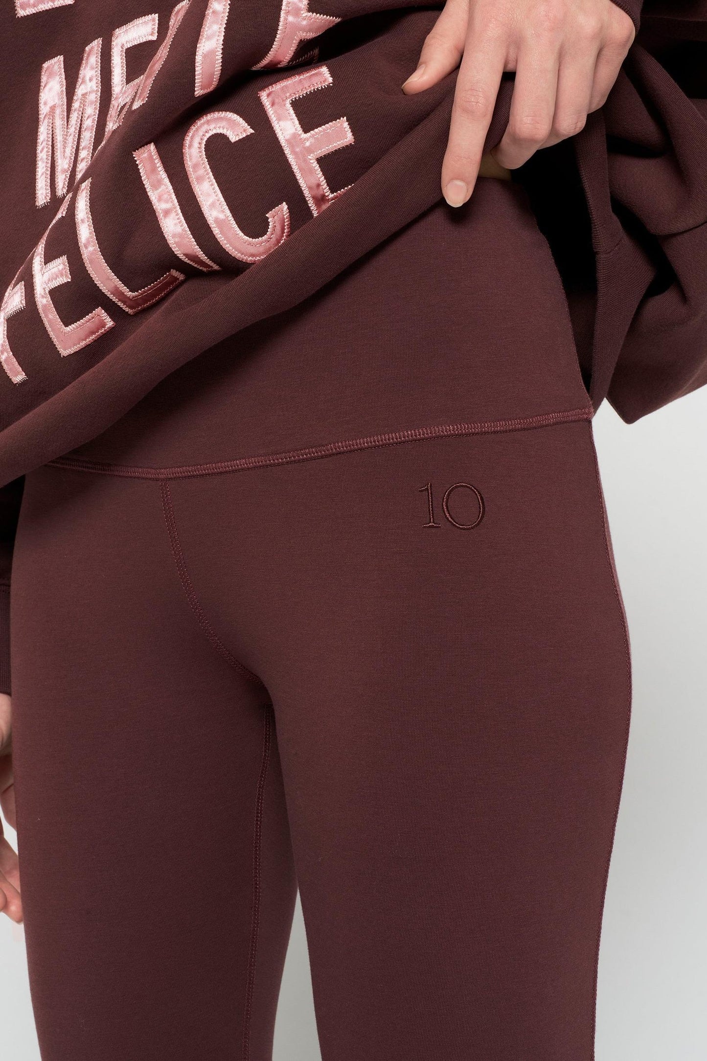YOGA LEGGINGS
