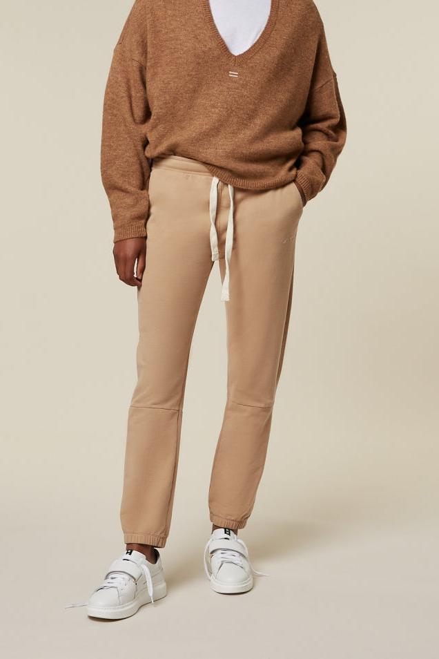 V-NECK SWEATER
