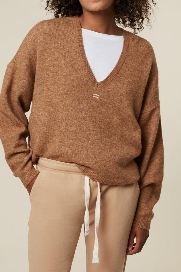 V-NECK SWEATER