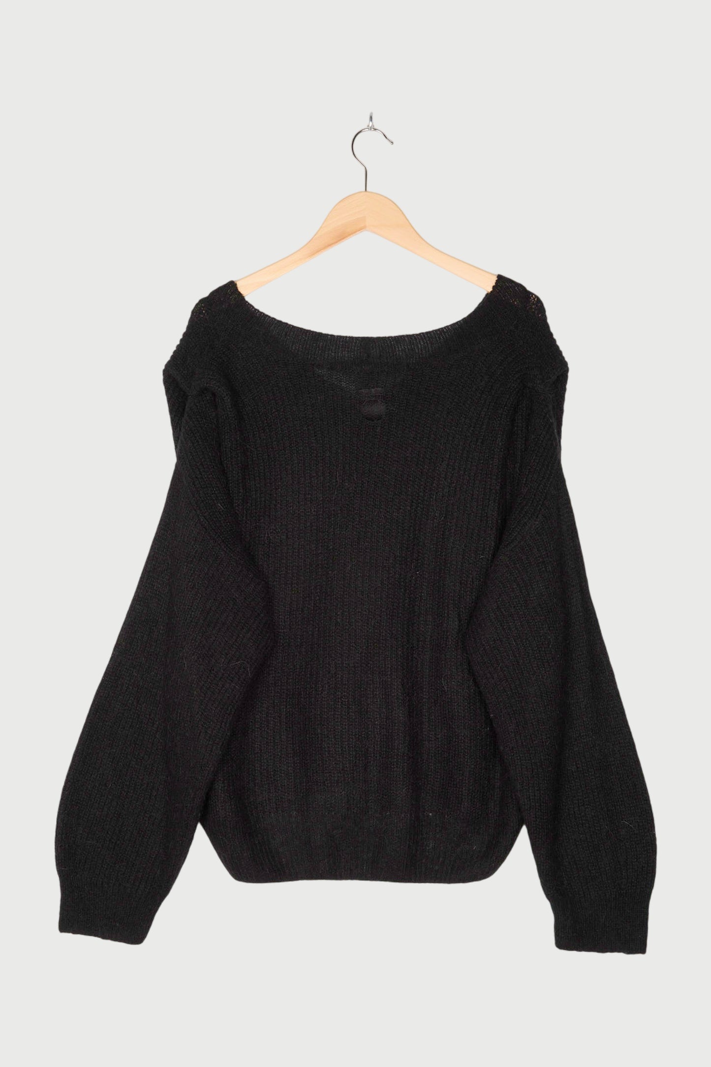 BIG SHOULDER SWEATER