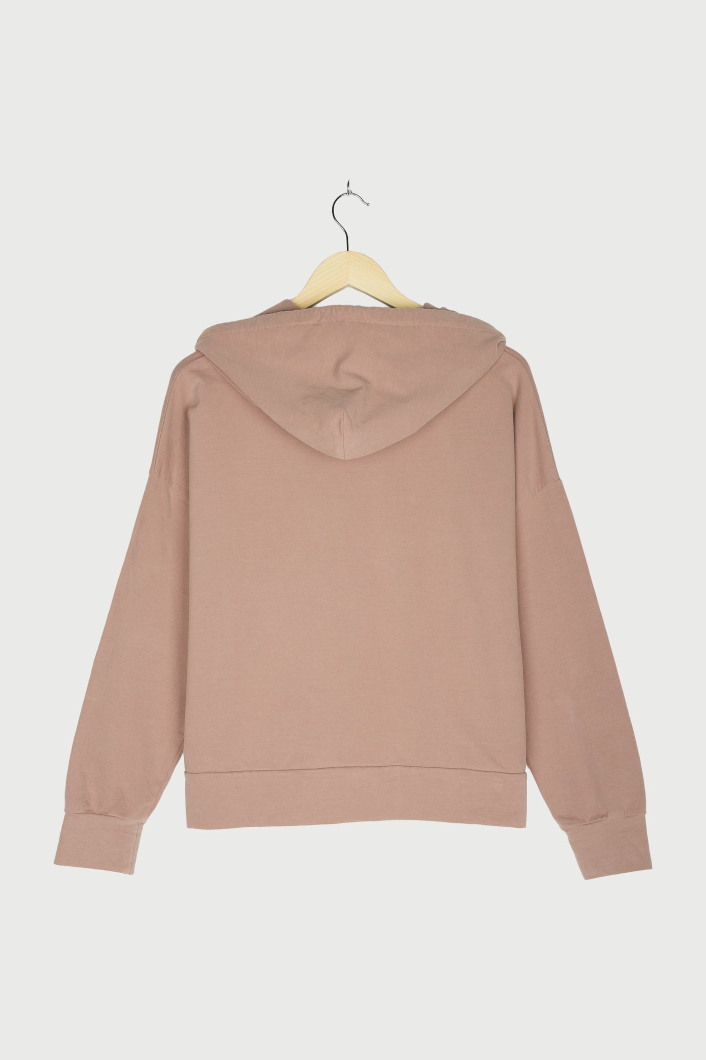 FITTED HOODIE