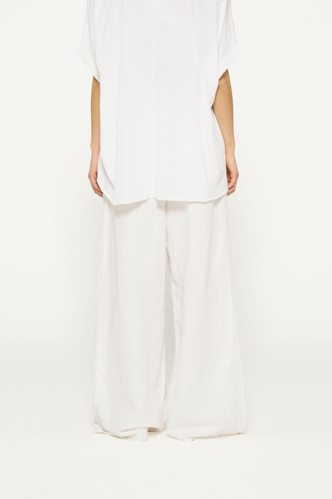 SHORTSLEEVE BLOUSE