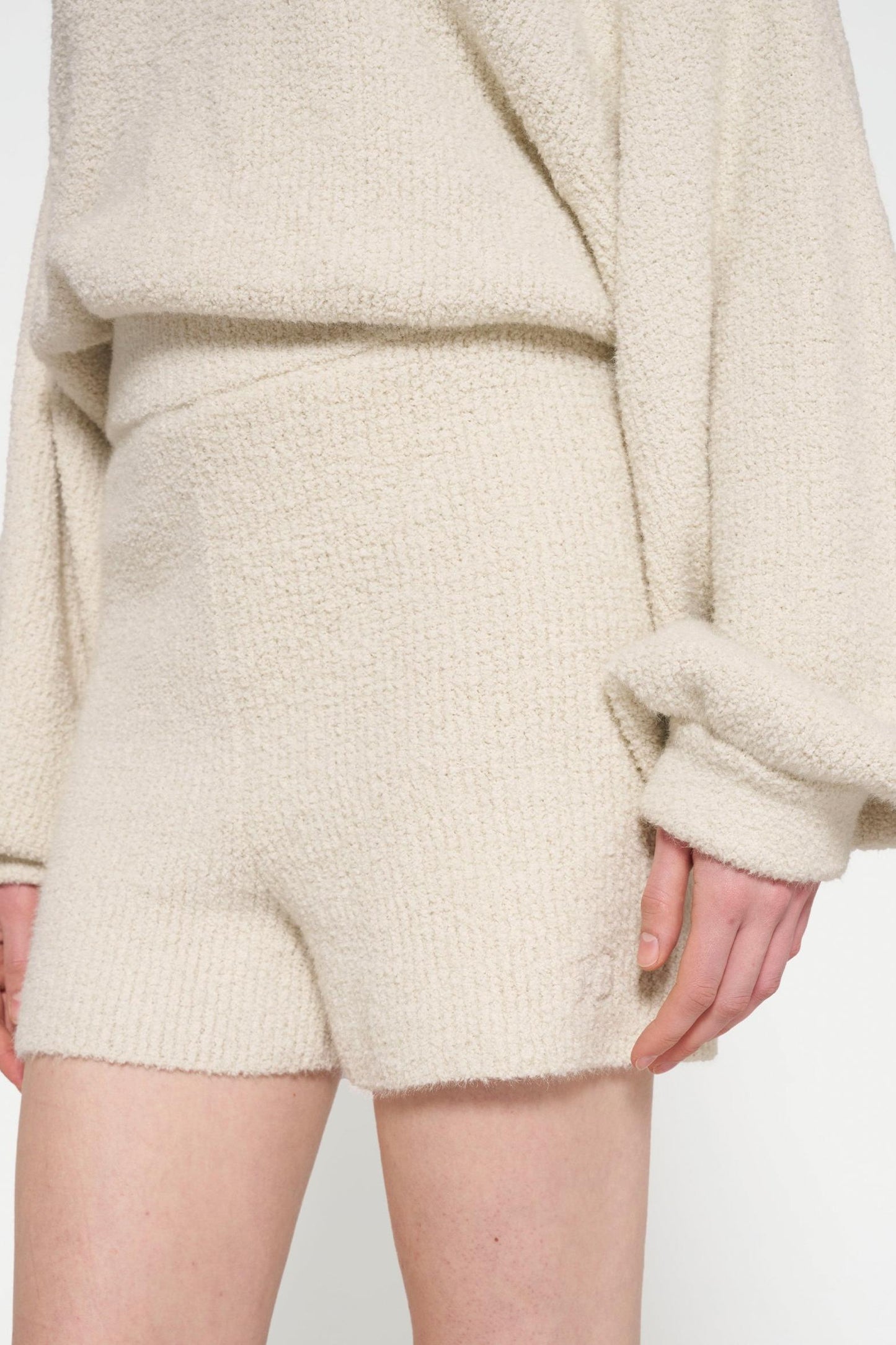 BOUCLE KNIT SHORTS