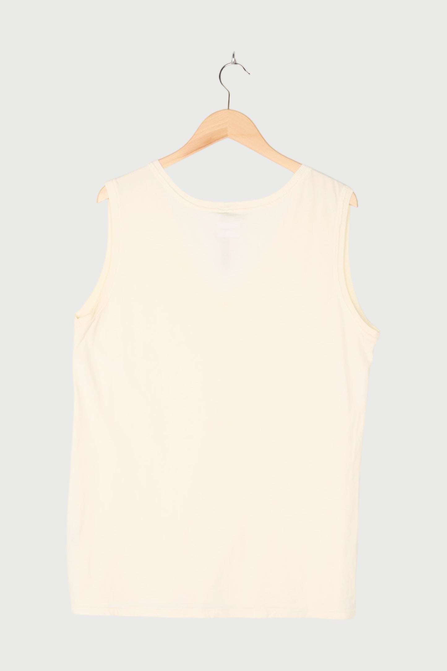 SLEEVELESS TOP