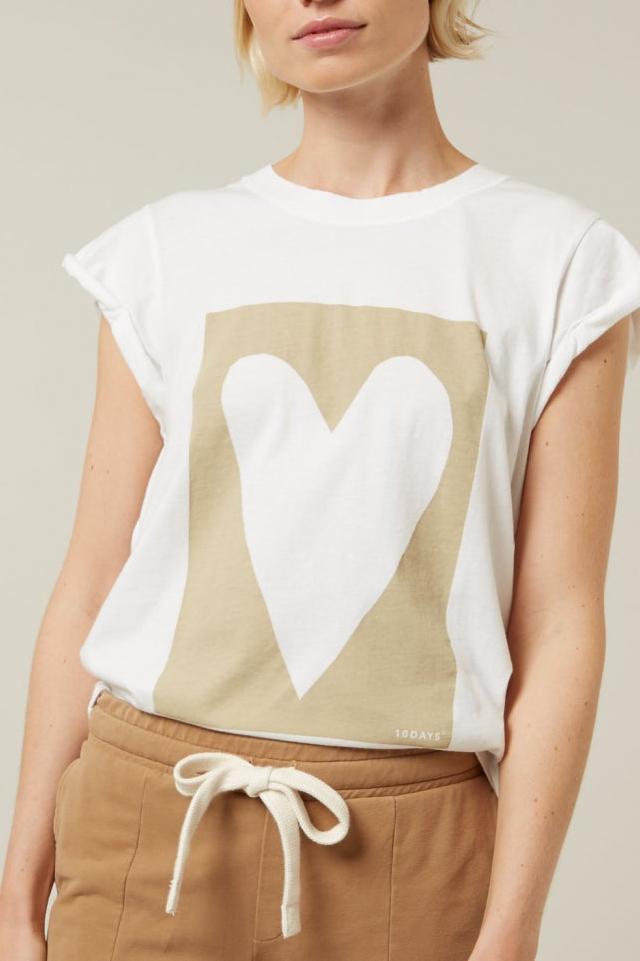 TEE ARTWORK