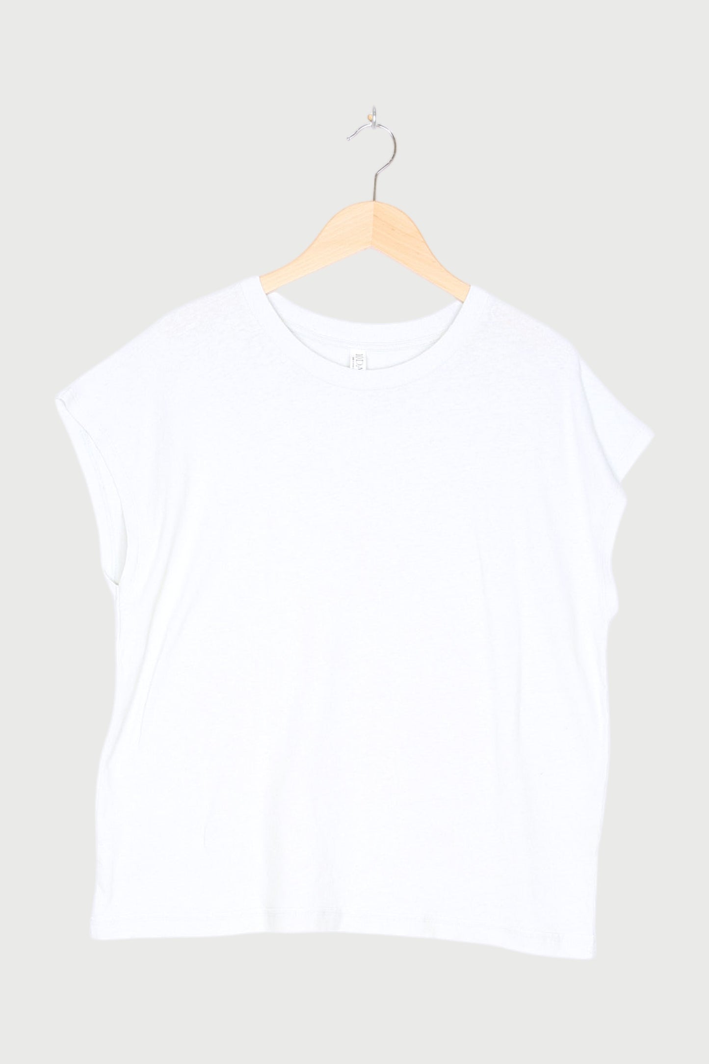 TEE LINEN