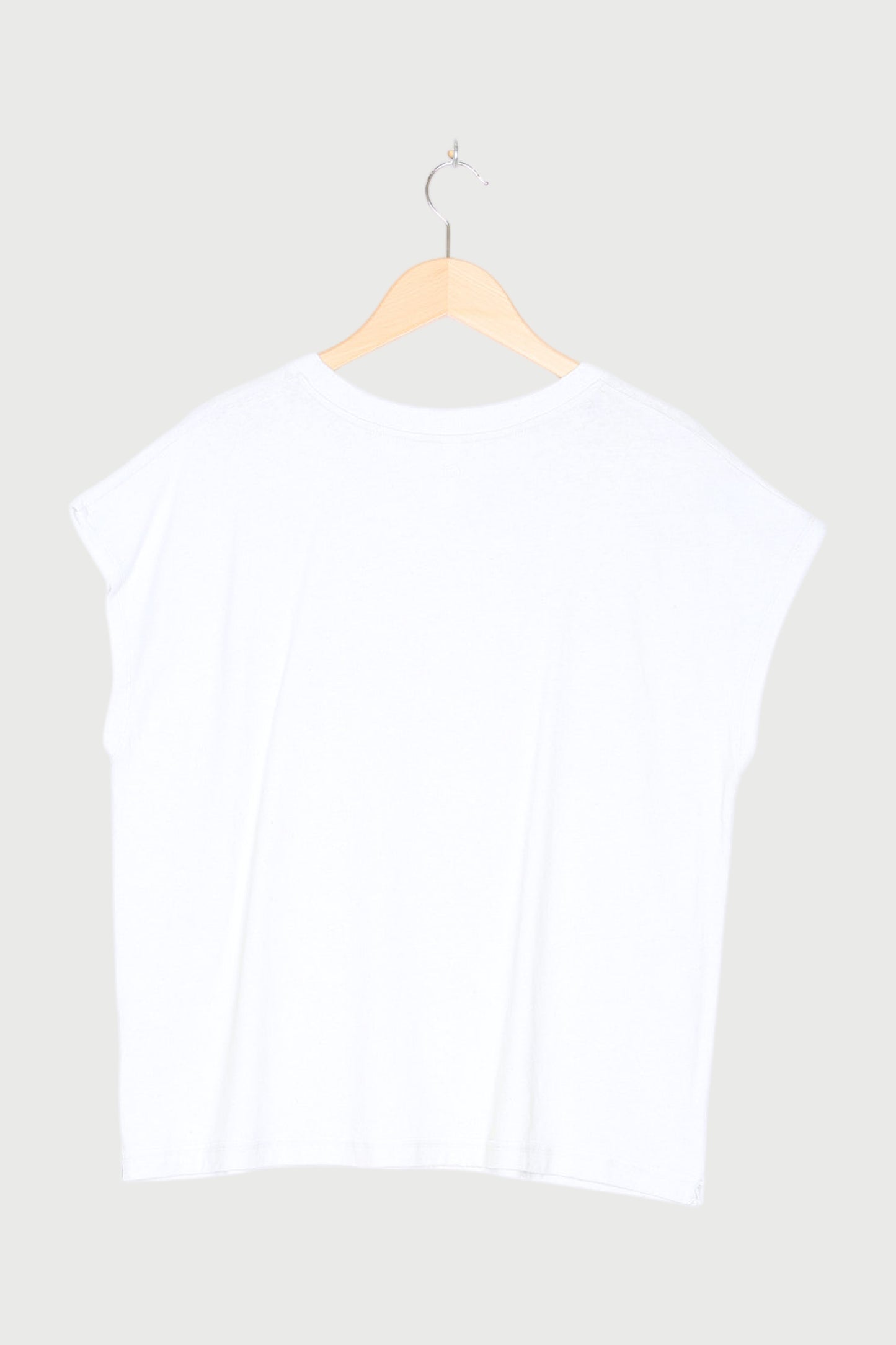 TEE LINEN