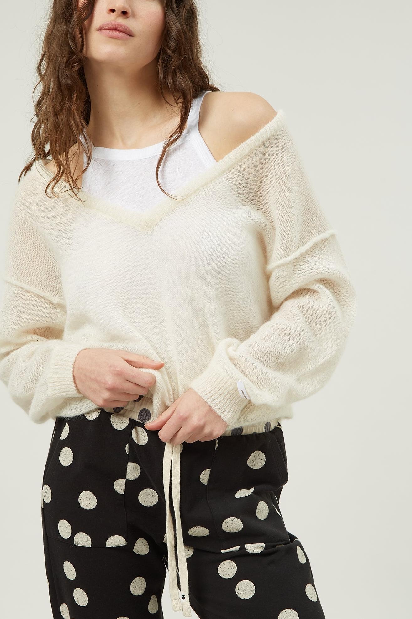 V-NECK SWEATER THIN KNIT
