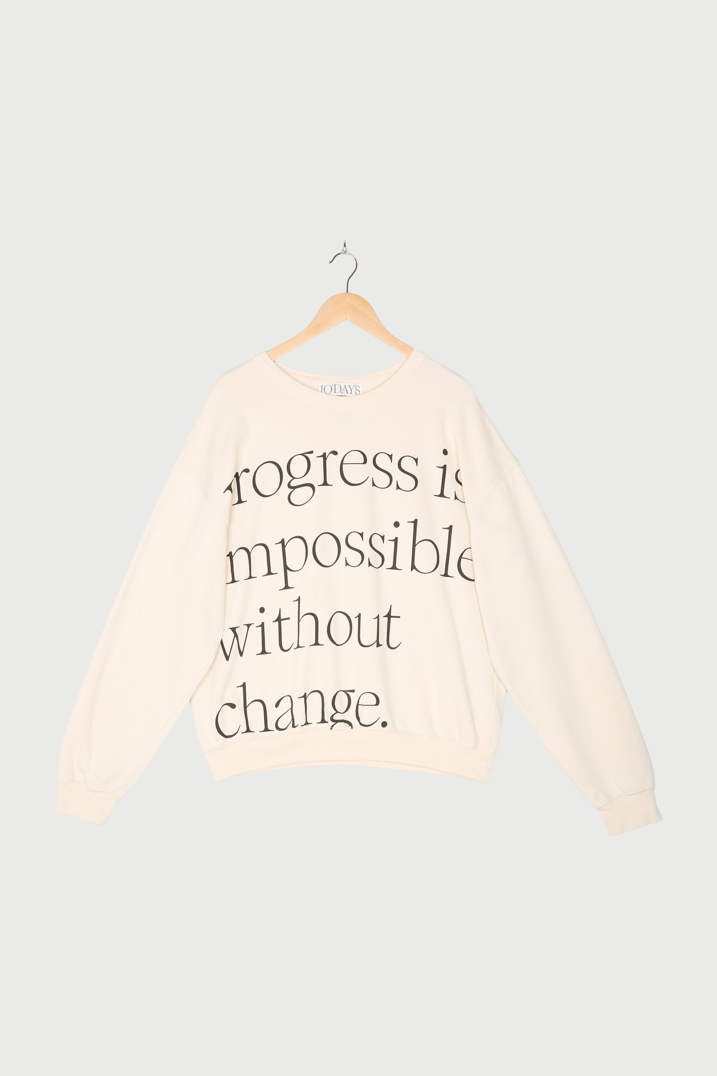 SWEATER TAGLINE
