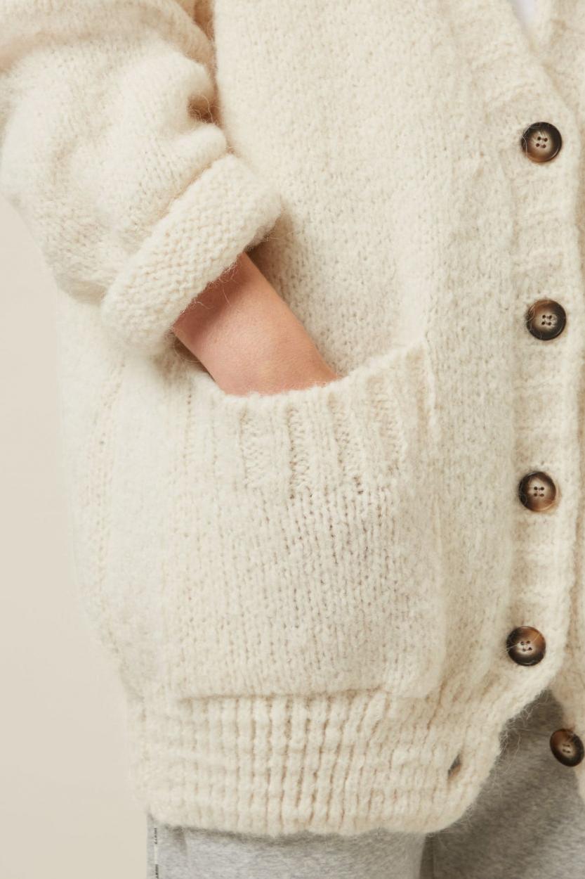 STATEMENT CARDIGAN