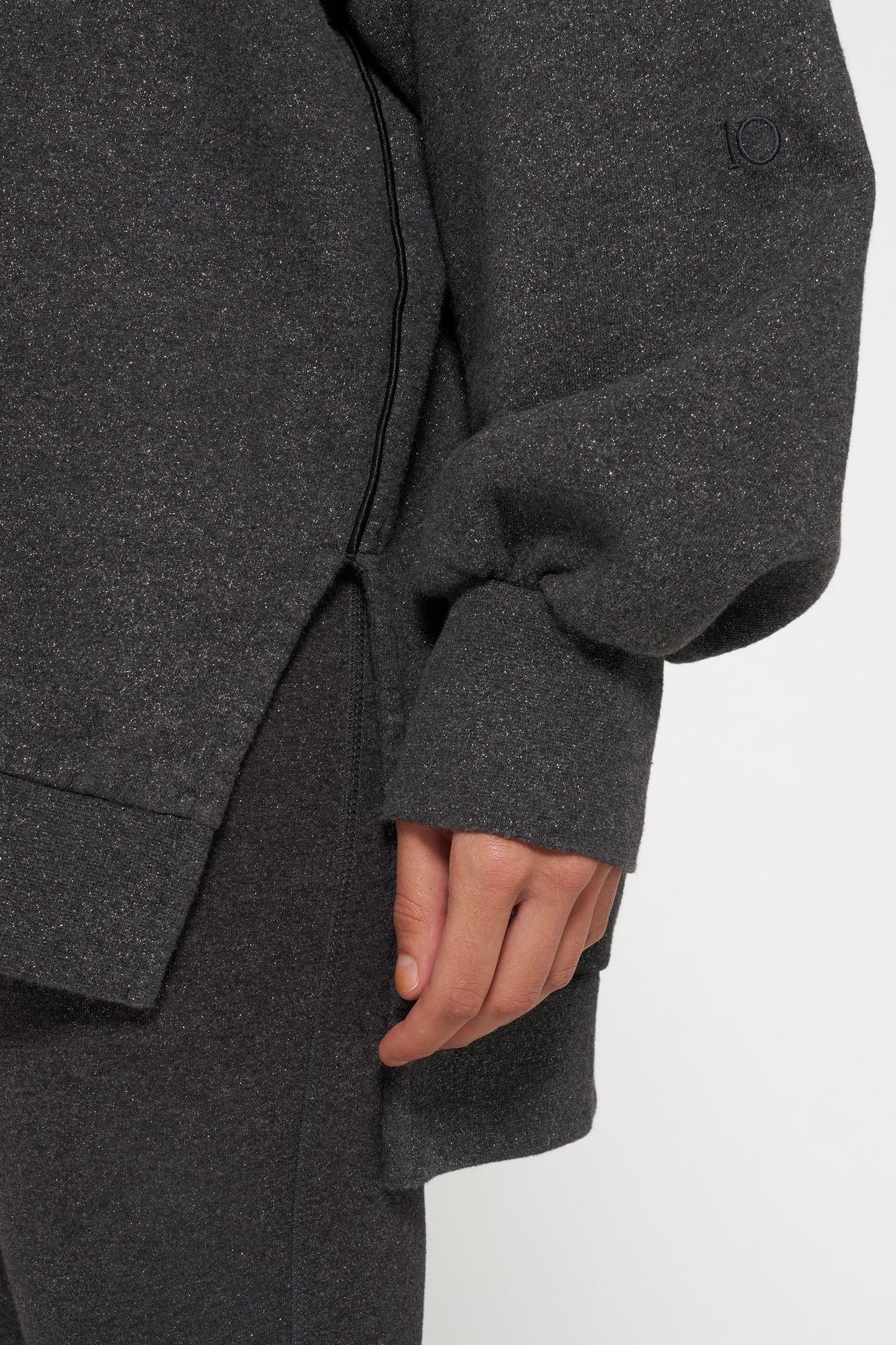 SWEATER GLITTER
