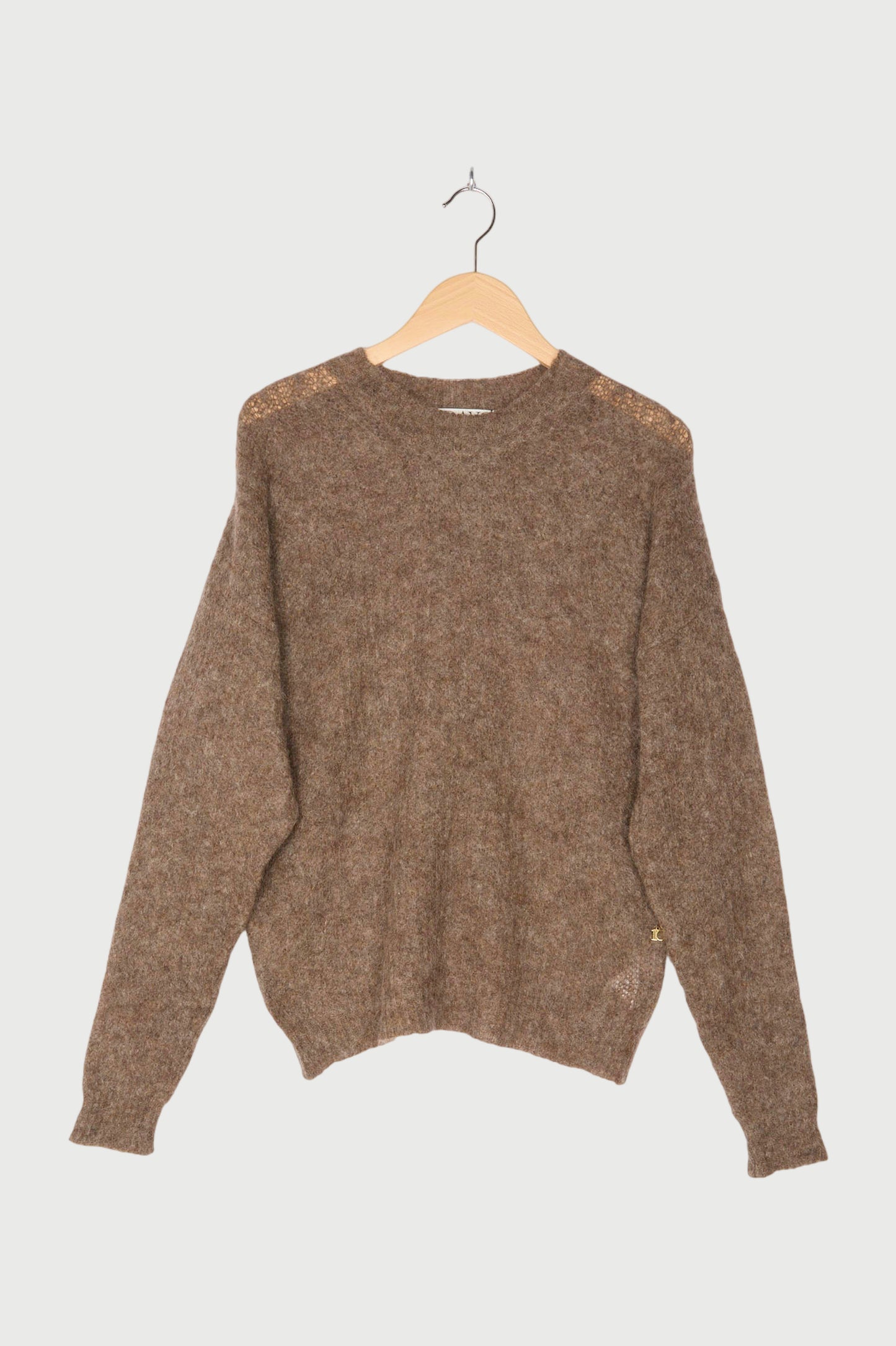 THIN KNIT SWEATER