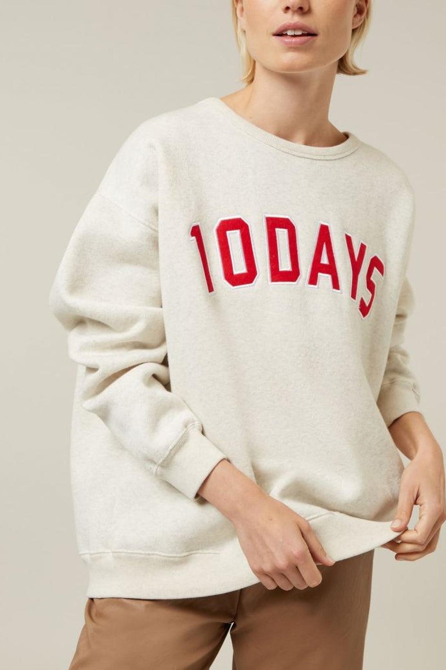 STATEMENT SWEATER