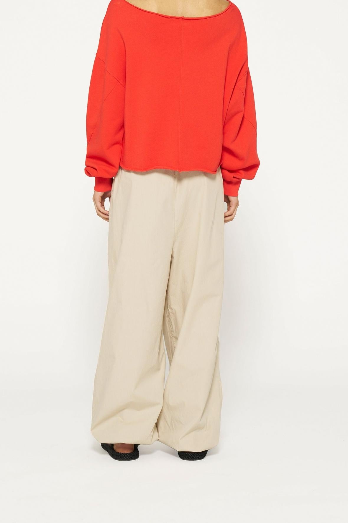 CROPPED BOAT NECK SWEATER