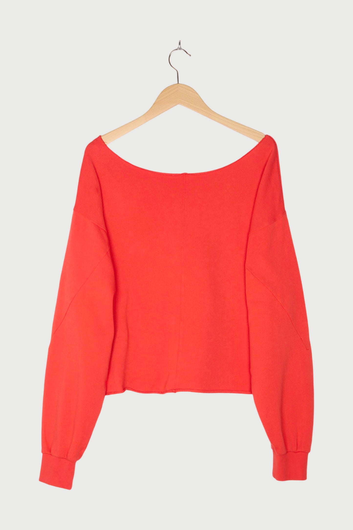 CROPPED BOAT NECK SWEATER