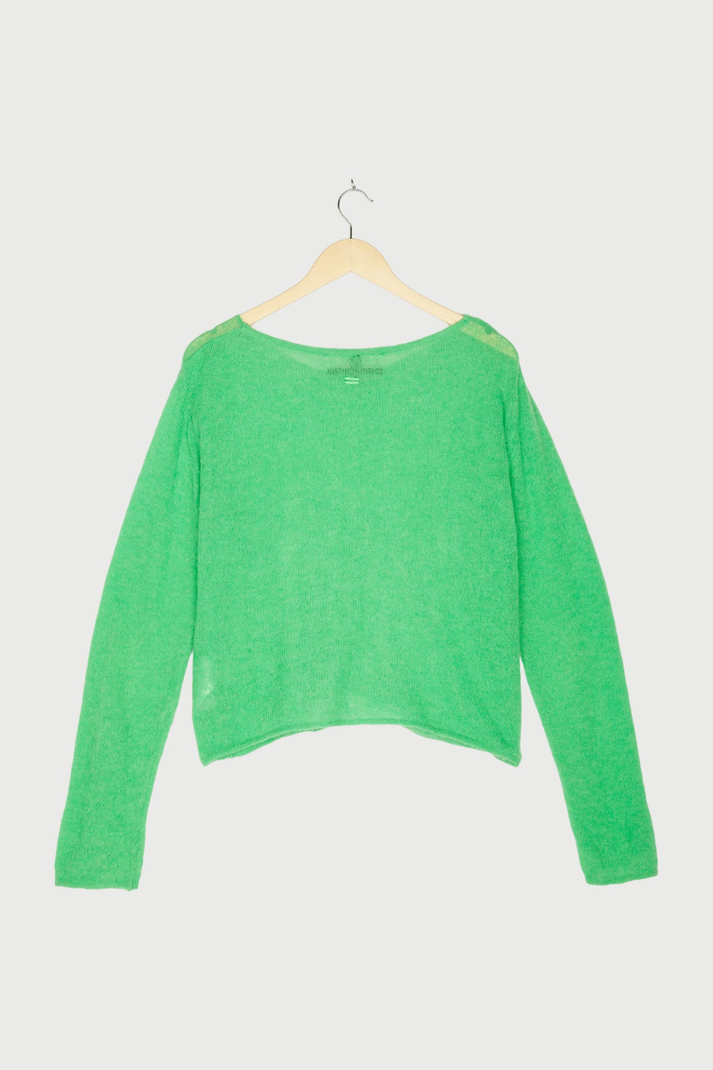 THIN KNIT SWEATER