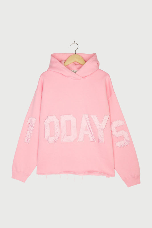 STATEMENT LOGO HOODIE