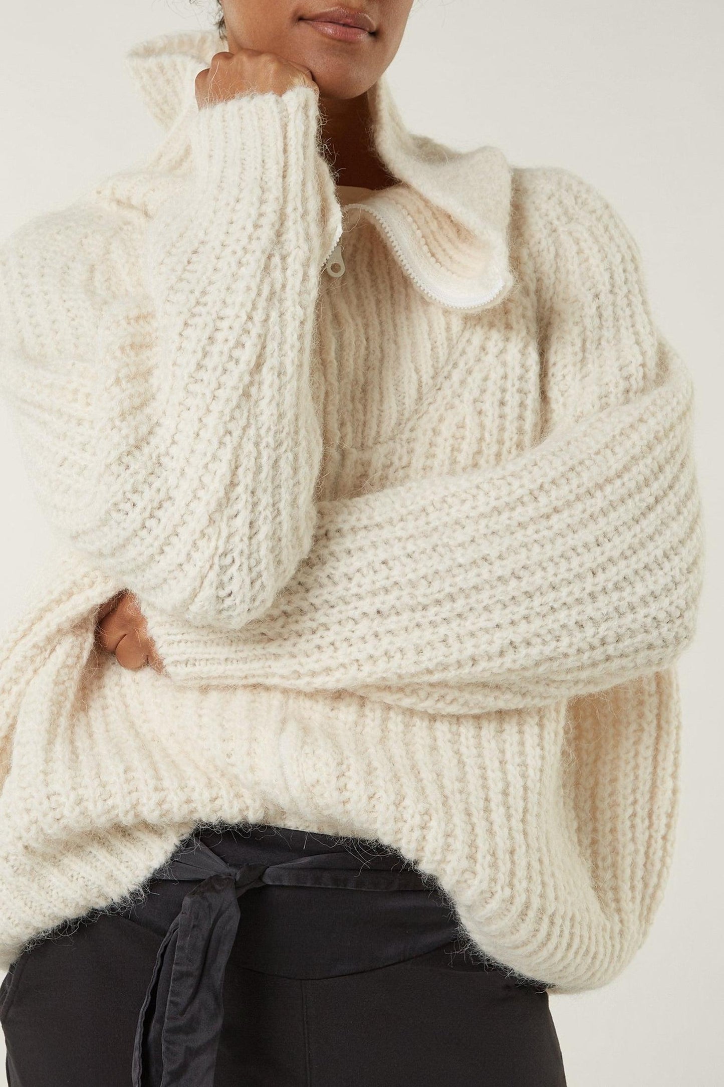 ZIPPER CARDIGAN KNIT