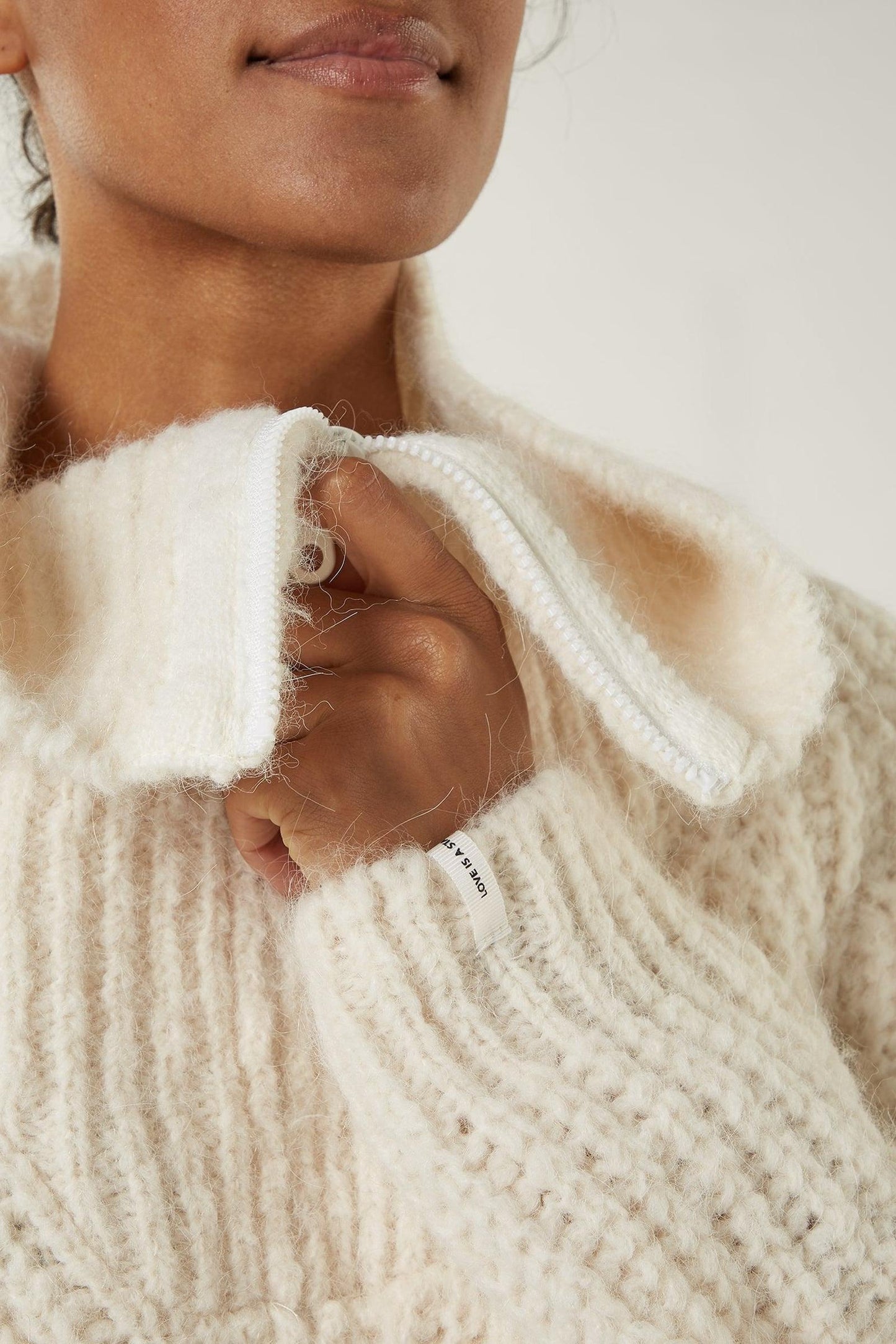 ZIPPER CARDIGAN KNIT