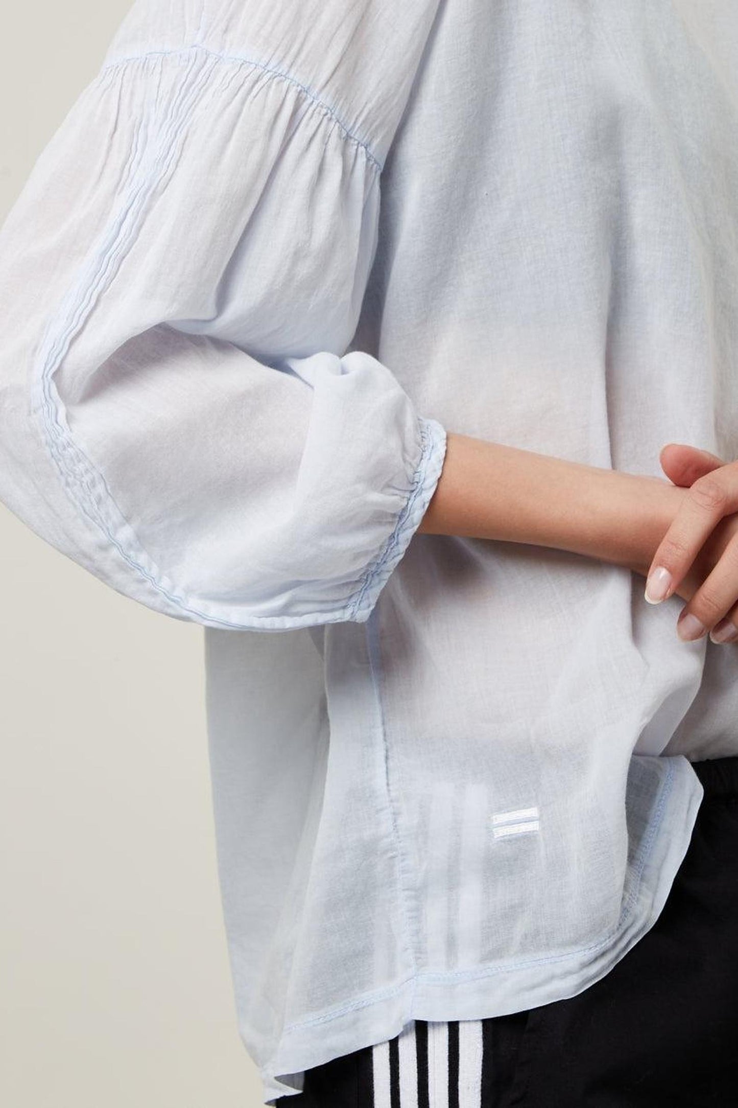 BALLOON SLEEVE BLOUSE