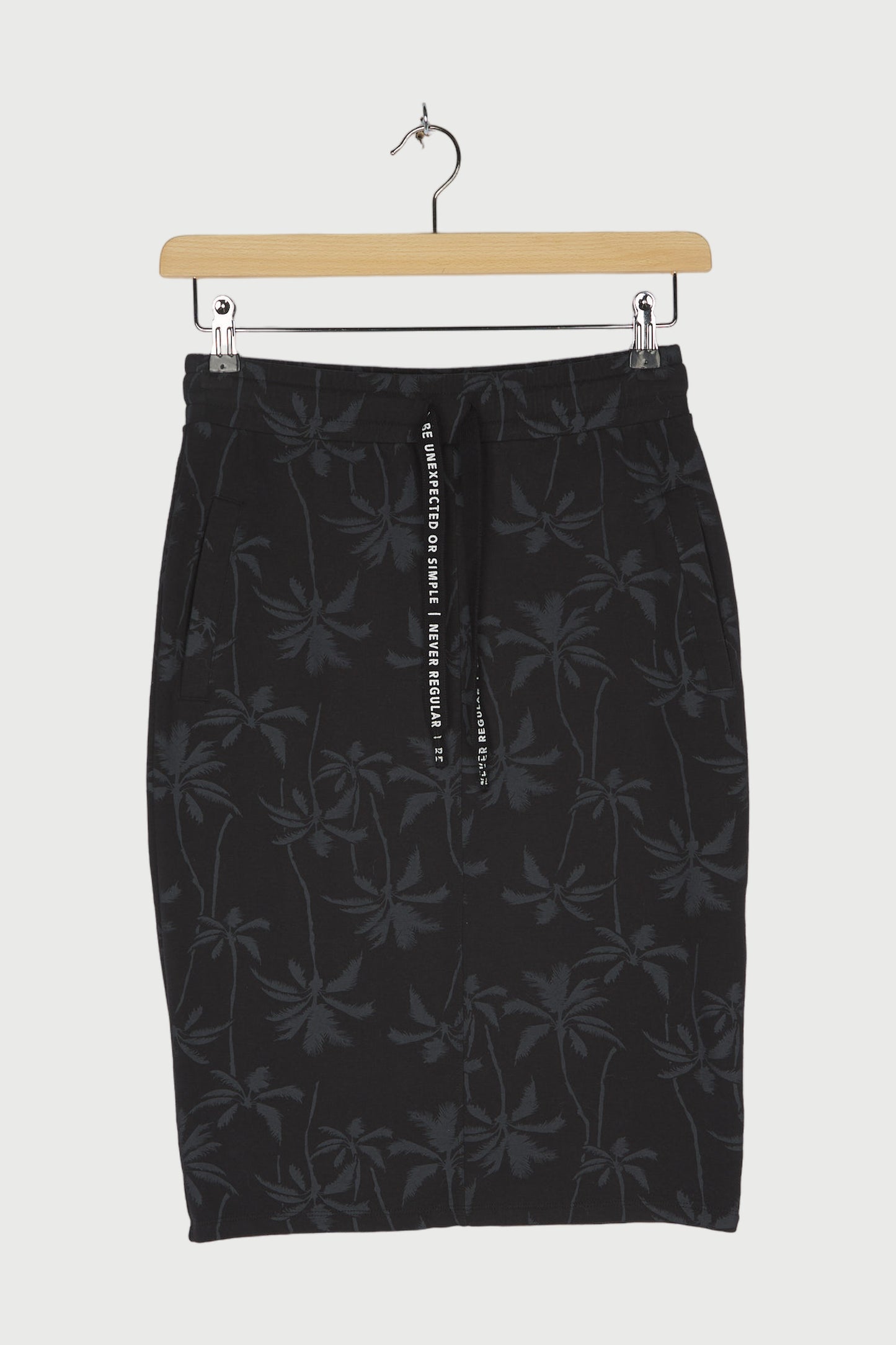 SKIRT PALM