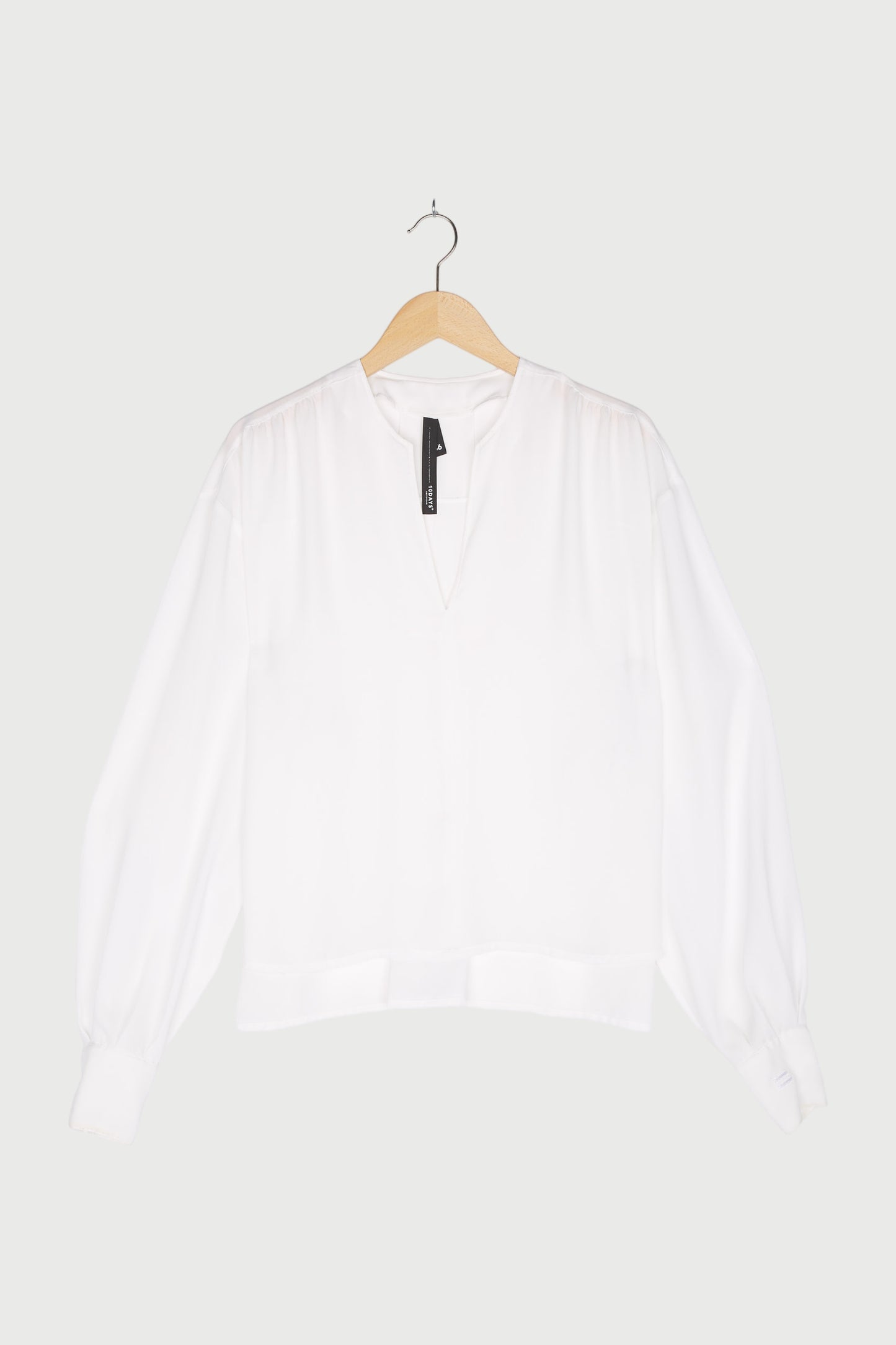 BLOUSE FLOWY
