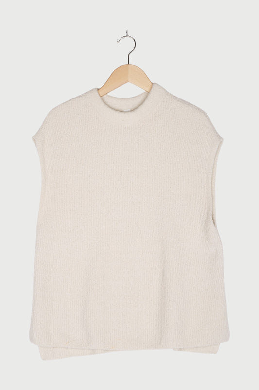 SHORT SLEEVE BOUCLE TOP