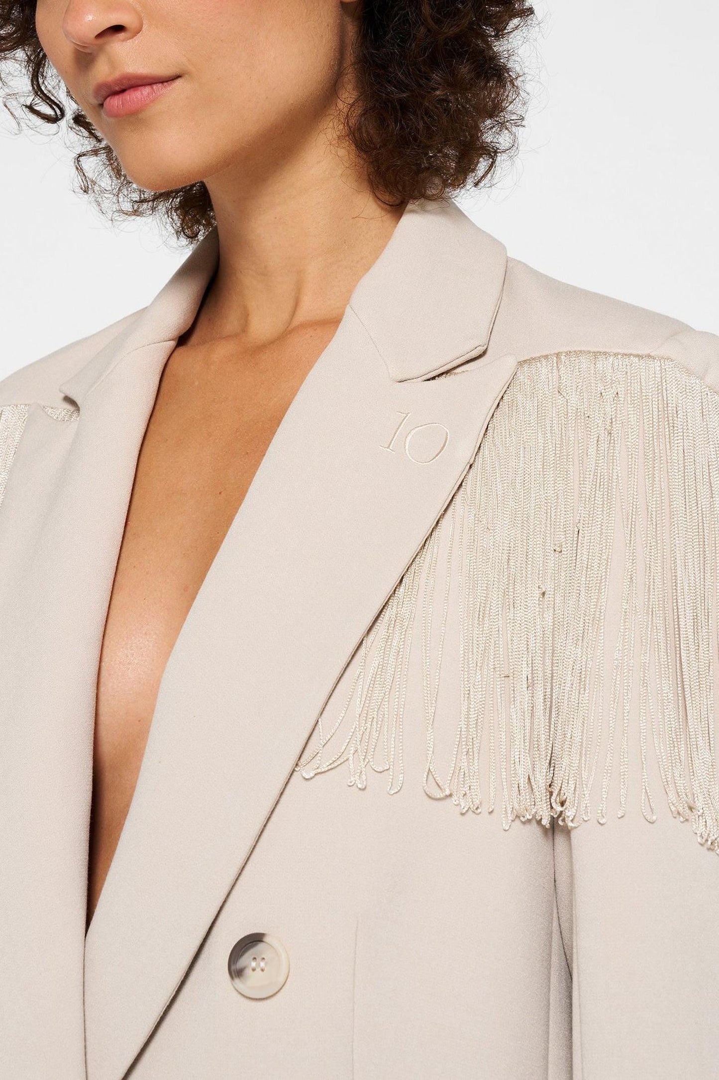 CREPE BLAZER FRINGE