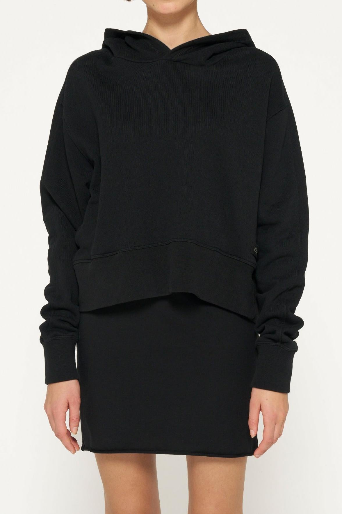CROPPED HOODIE