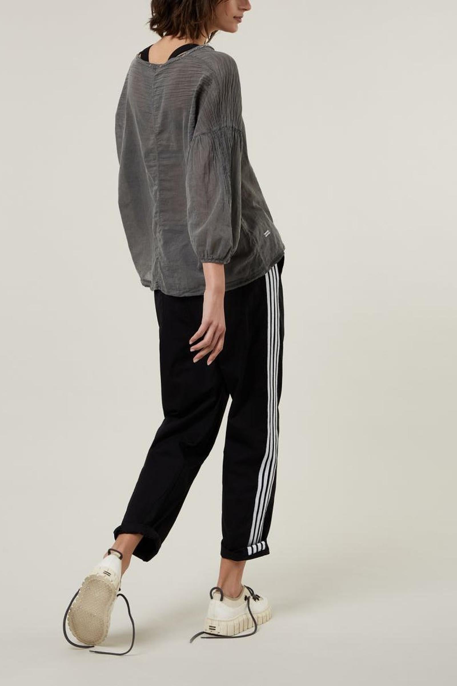 BALLOON SLEEVE BLOUSE