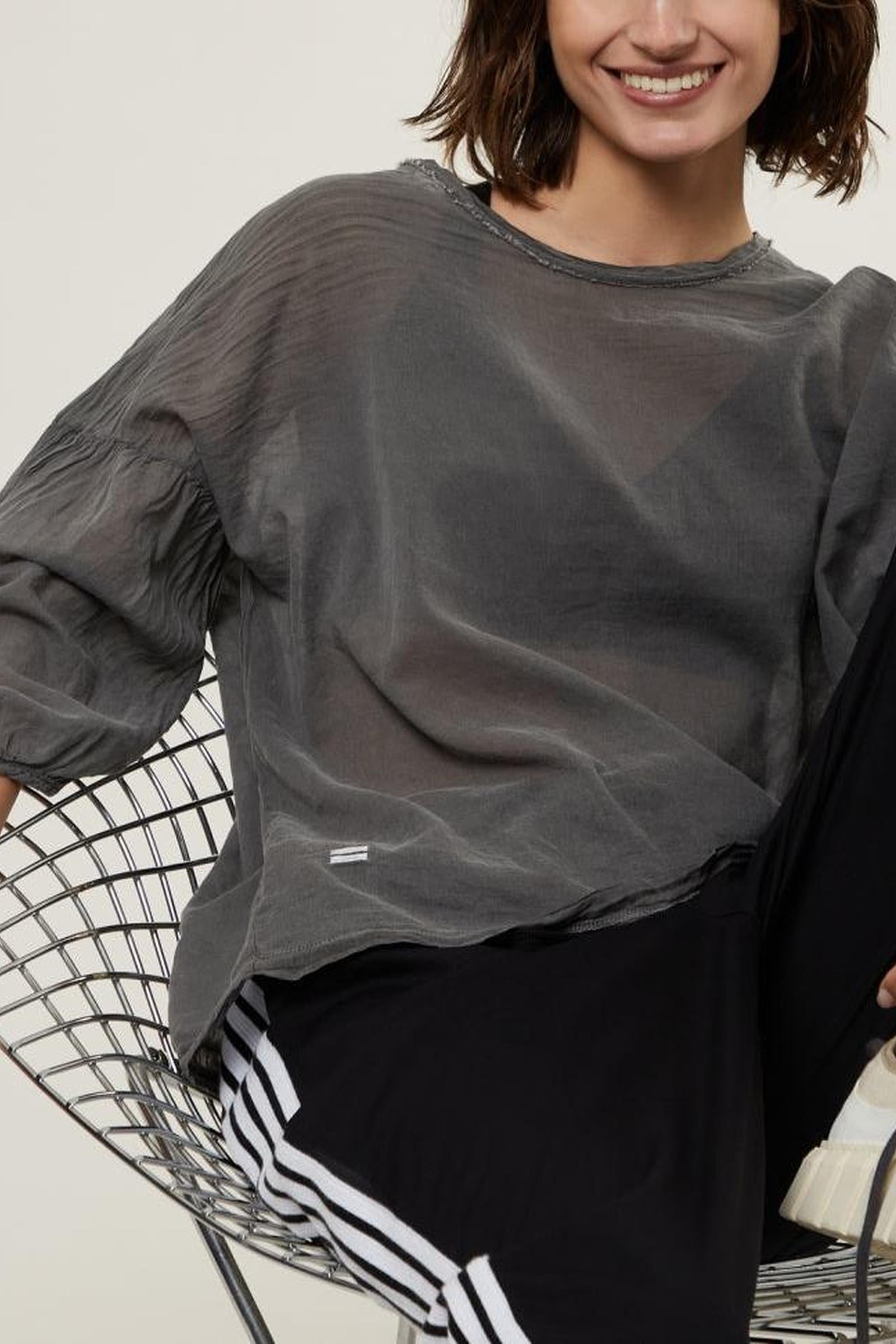 BALLOON SLEEVE BLOUSE