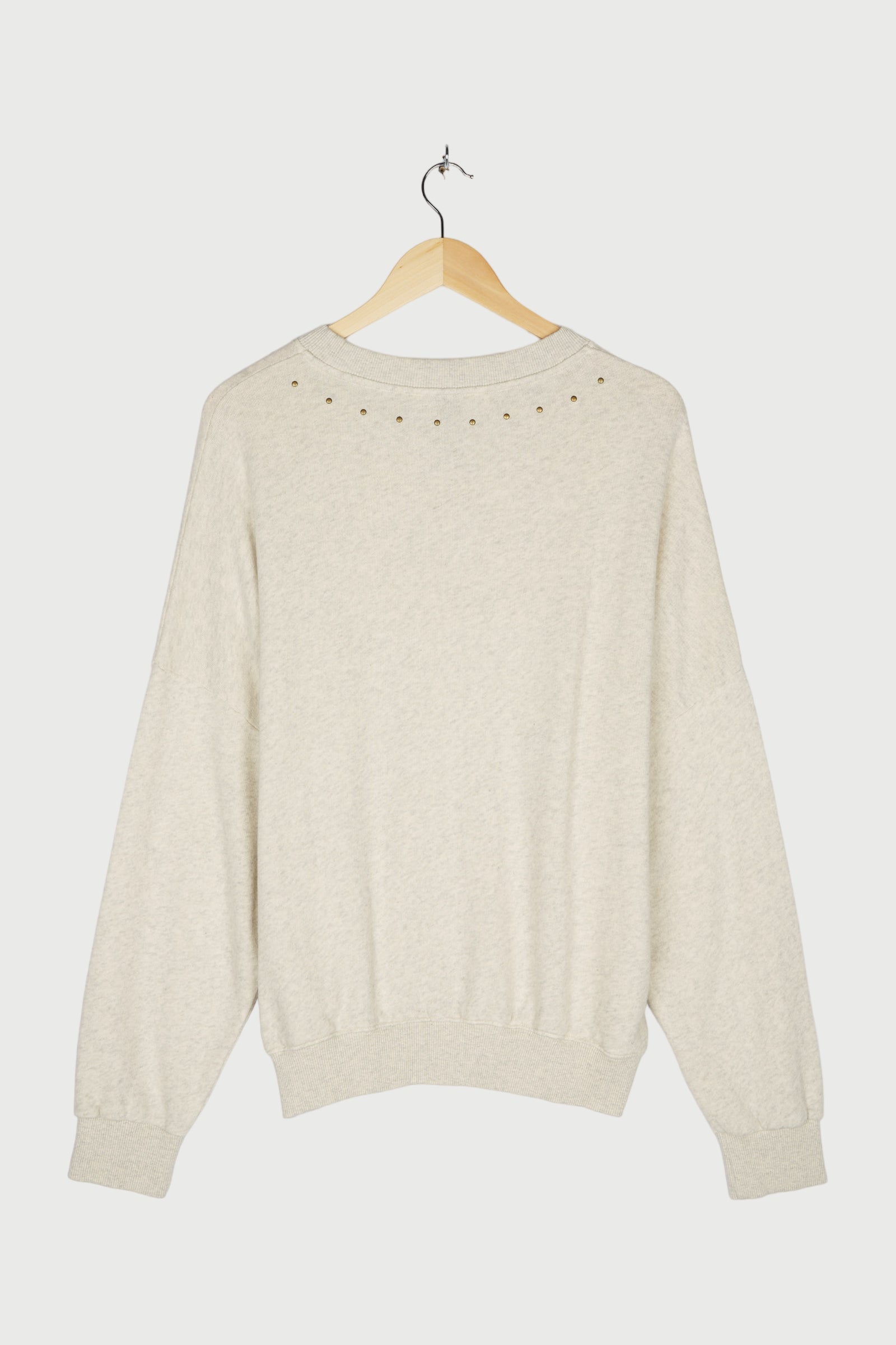 SWEATER STUDS