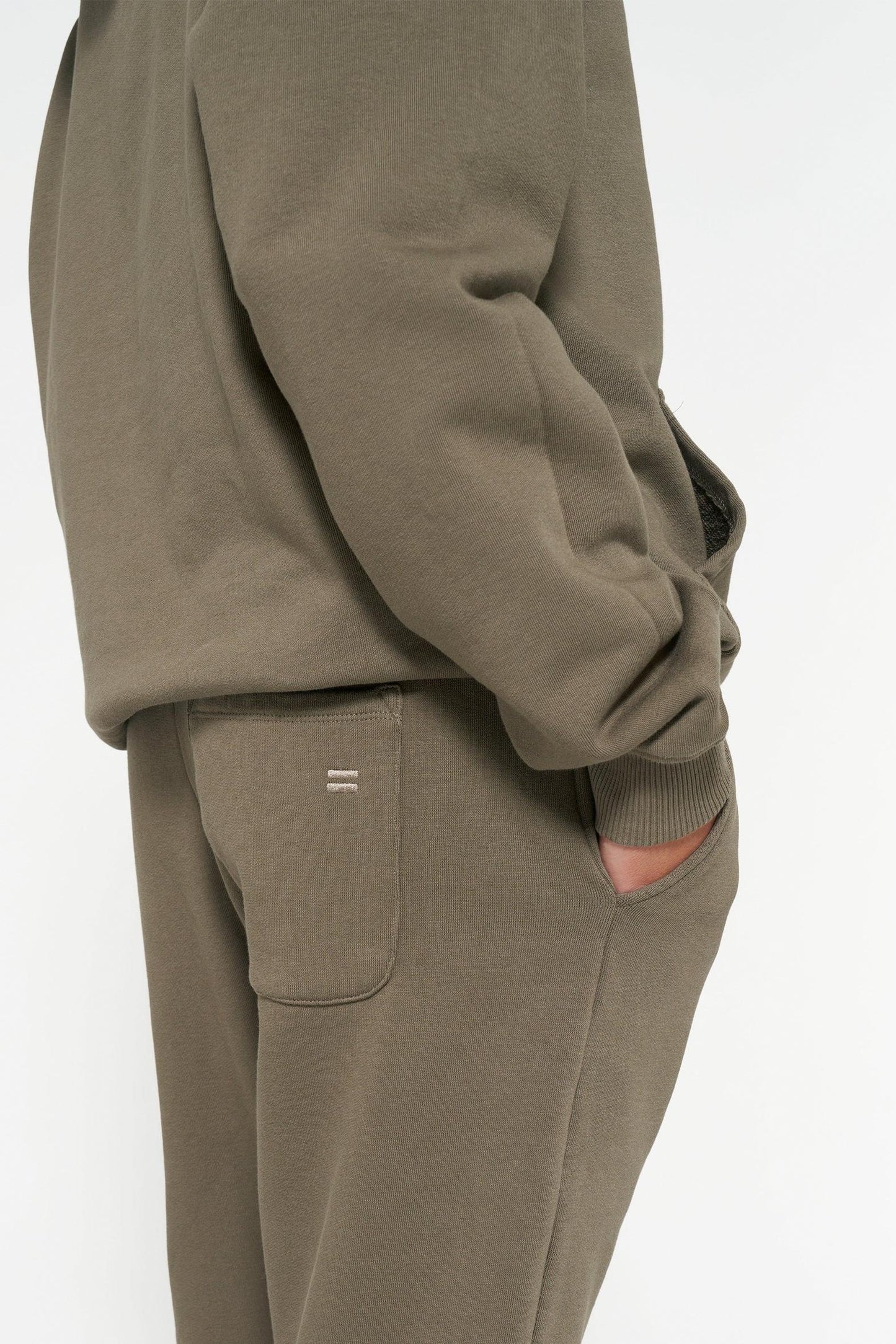 STATEMENT JOGGER