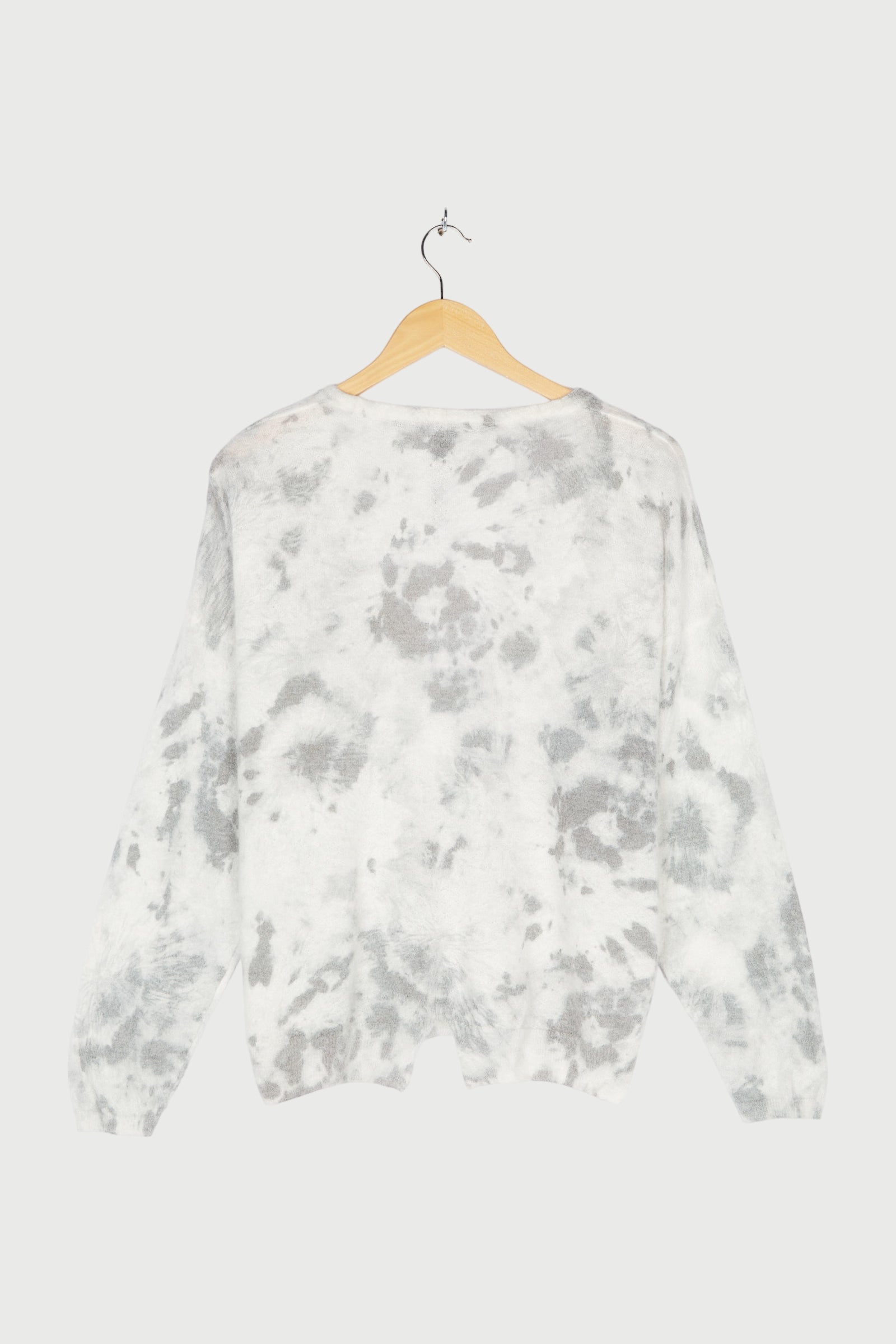 SWEATER BLEACH DYE