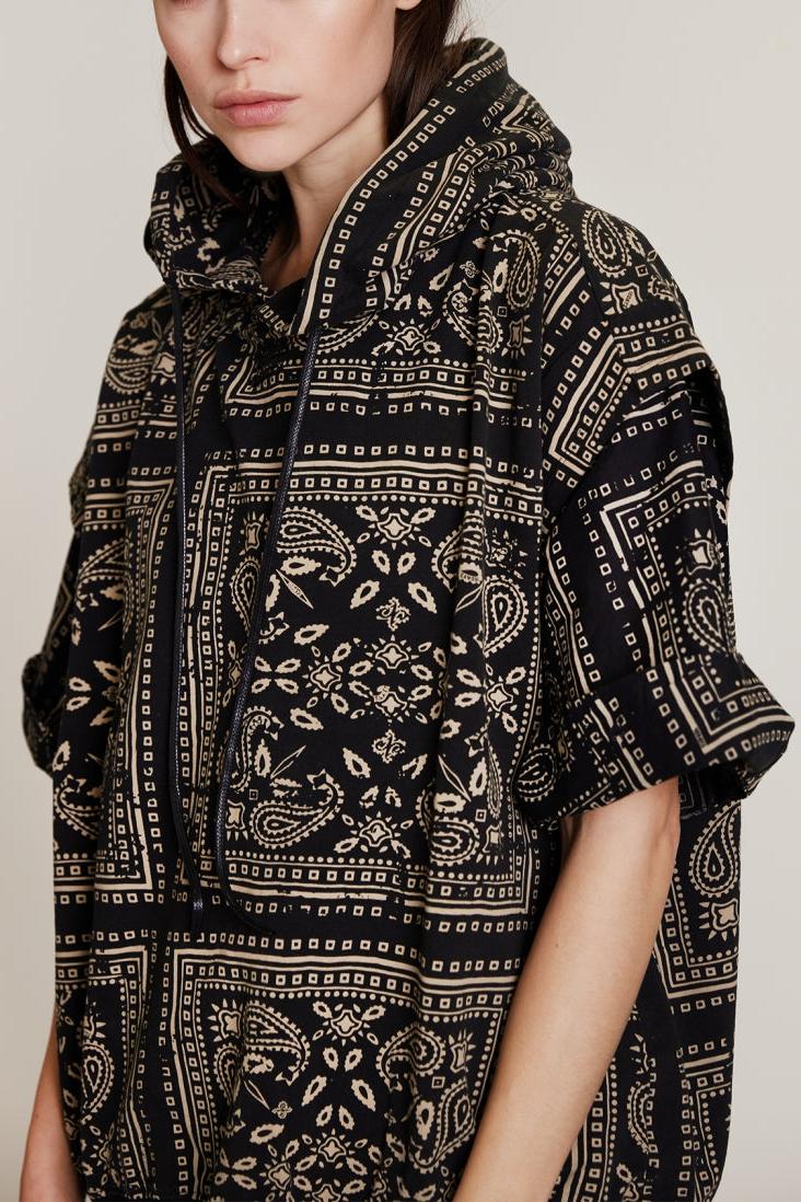 SHORT HOODIE PAISLEY