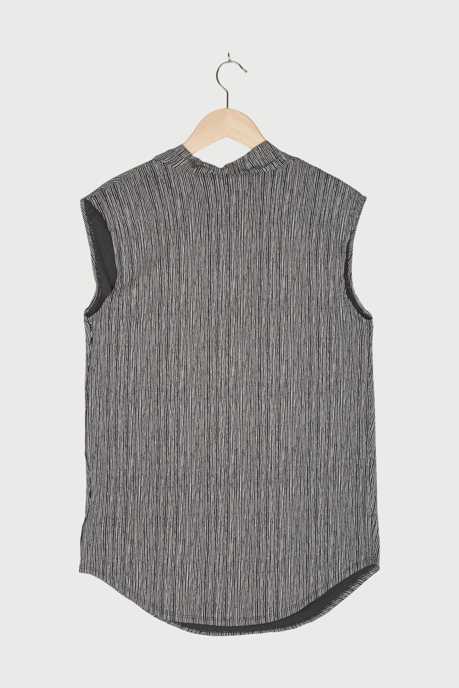 WATERFALL TOP THIN STRIPE