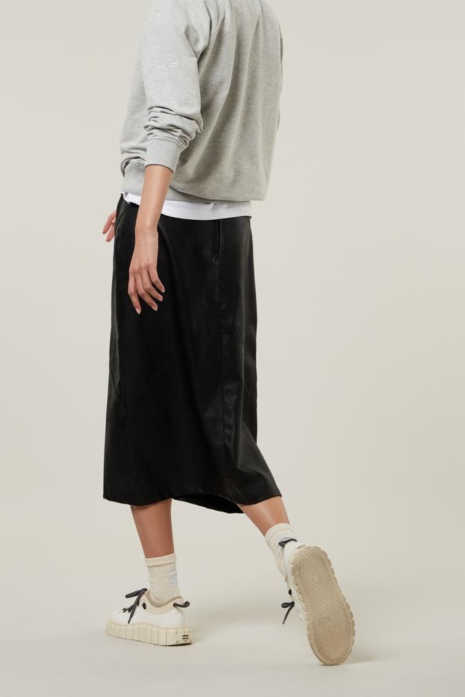 LEATHERLOOK MIDI SKIRT
