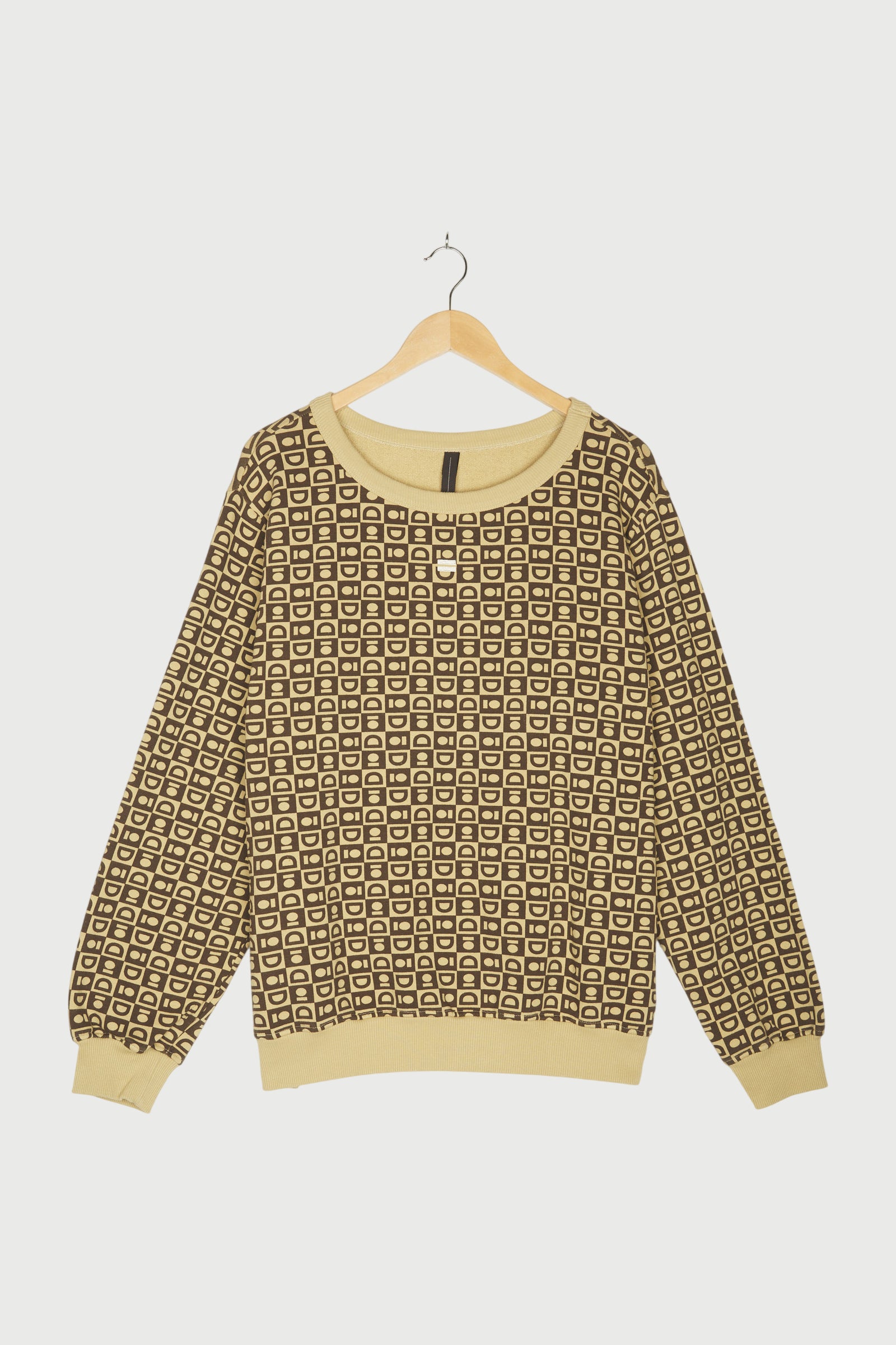 OVERSIZED SWEATER CHECK